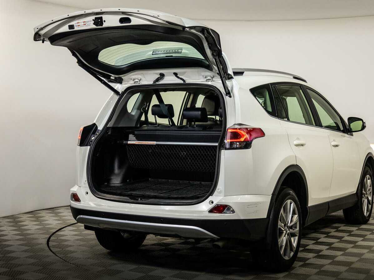 Toyota RAV4 2015 года с пробегом. Фото: #25