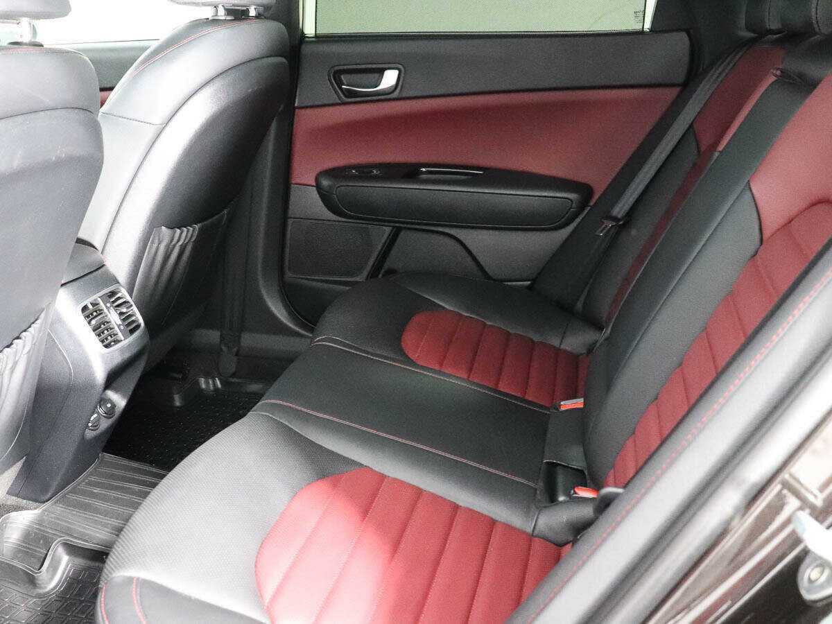 Kia Optima 2019 года с пробегом. Фото: #12