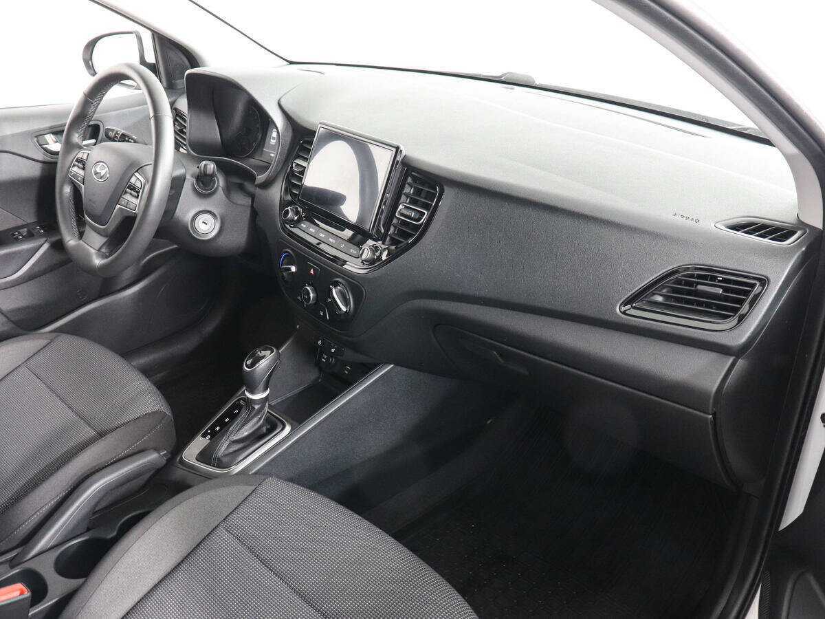 Hyundai Solaris 2021 года с пробегом. Фото: #9