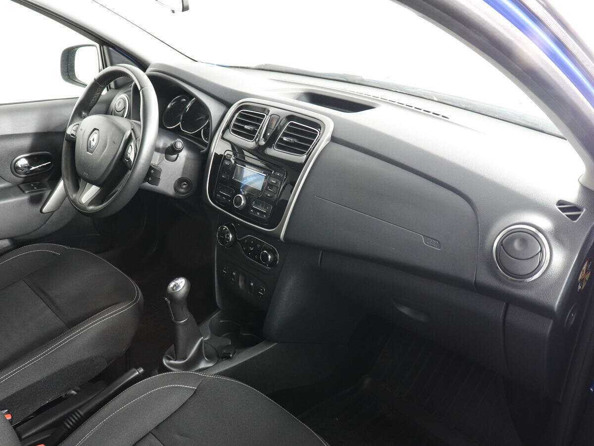 Renault Sandero 2016 года с пробегом. Фото: #9