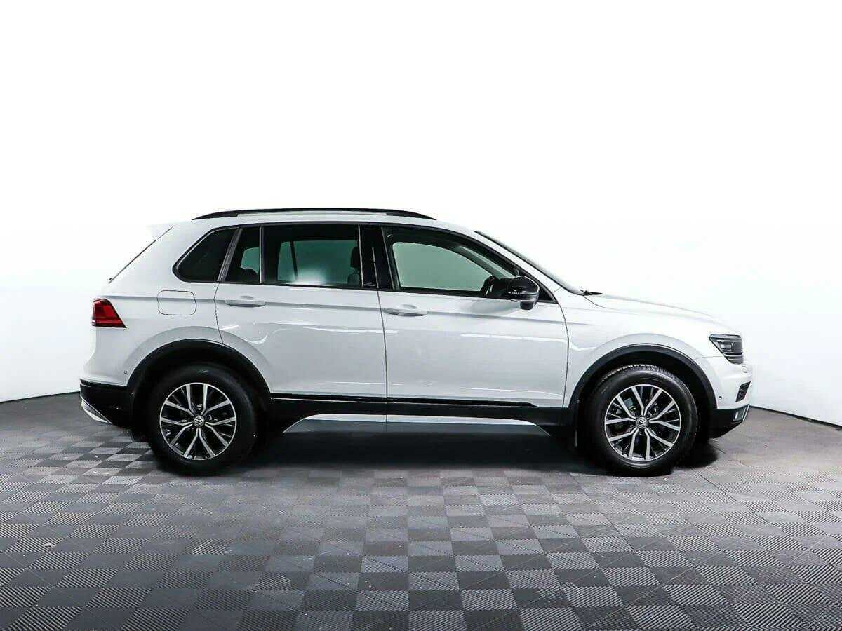 Volkswagen Tiguan 2018 года с пробегом. Фото: #3