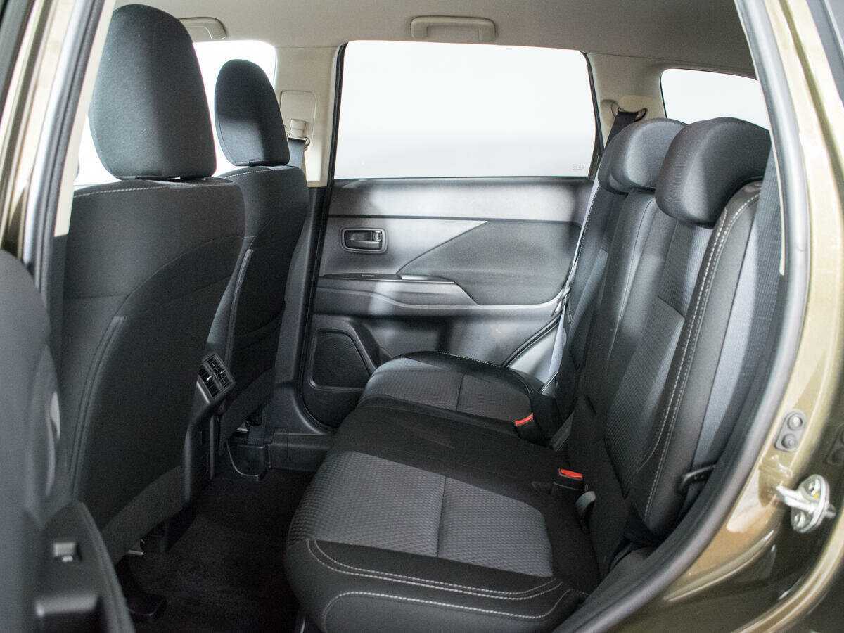 Mitsubishi Outlander 2019 года с пробегом. Фото: #9