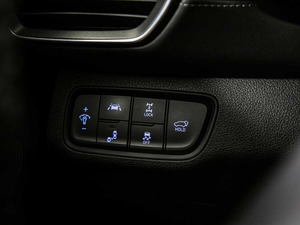 Hyundai Santa Fe 2019 года с пробегом. Фото: #14