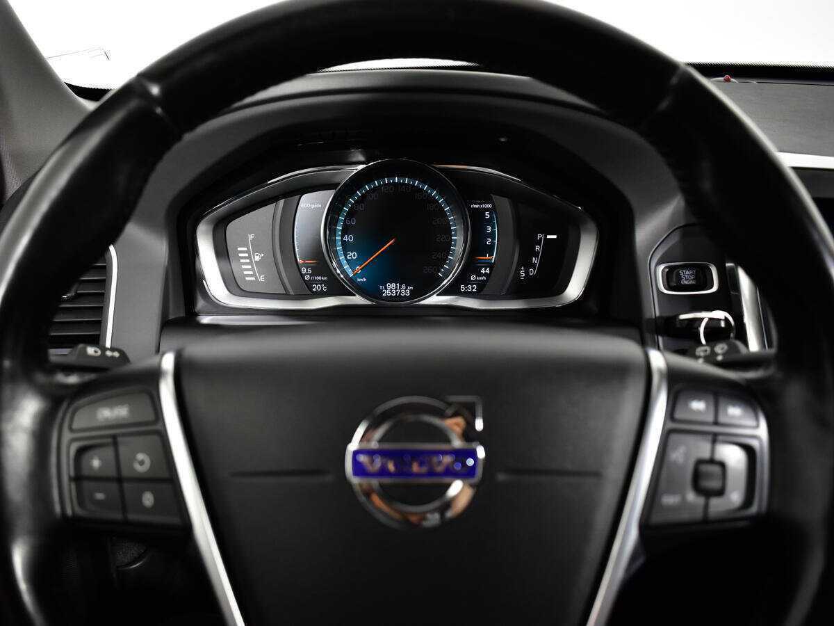 Volvo XC60 2016 года с пробегом. Фото: #10