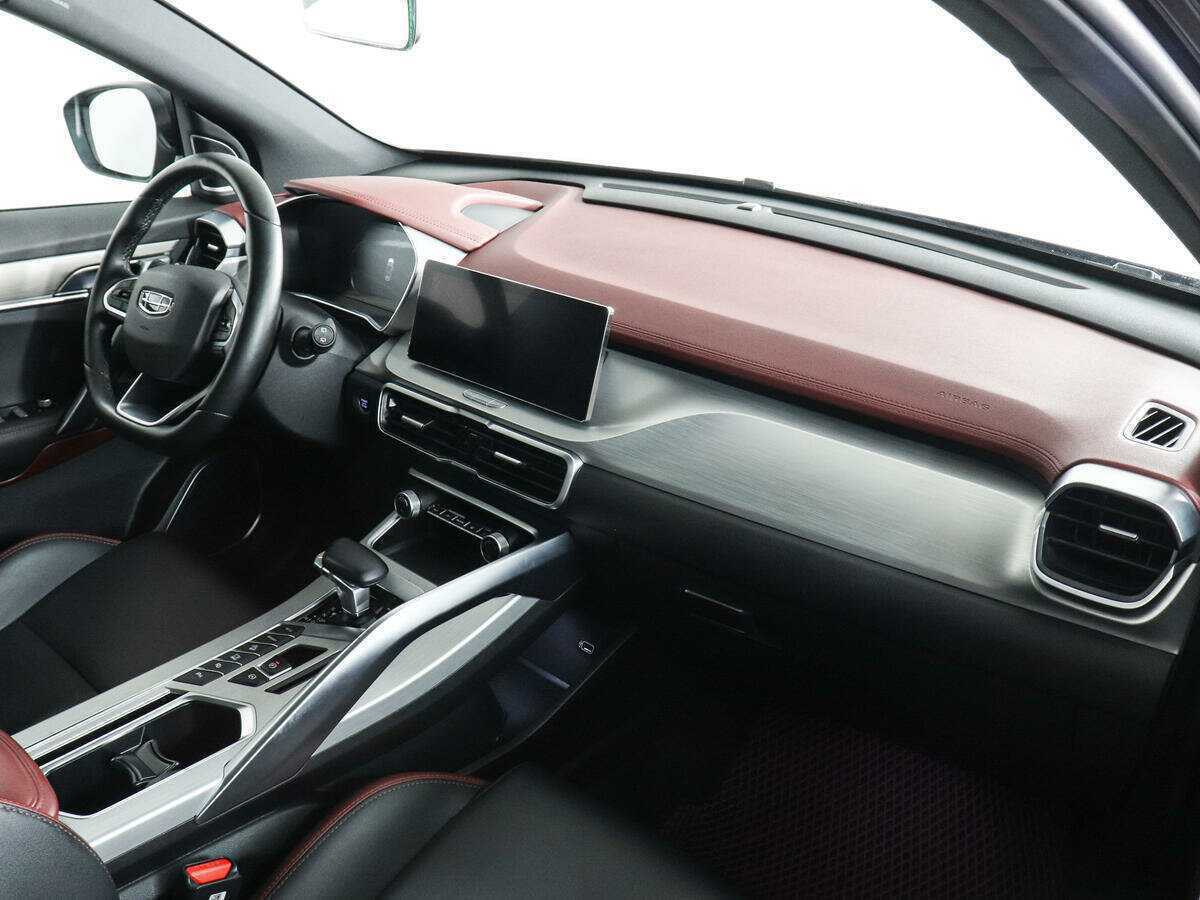 Geely Coolray 2022 года с пробегом. Фото: #9