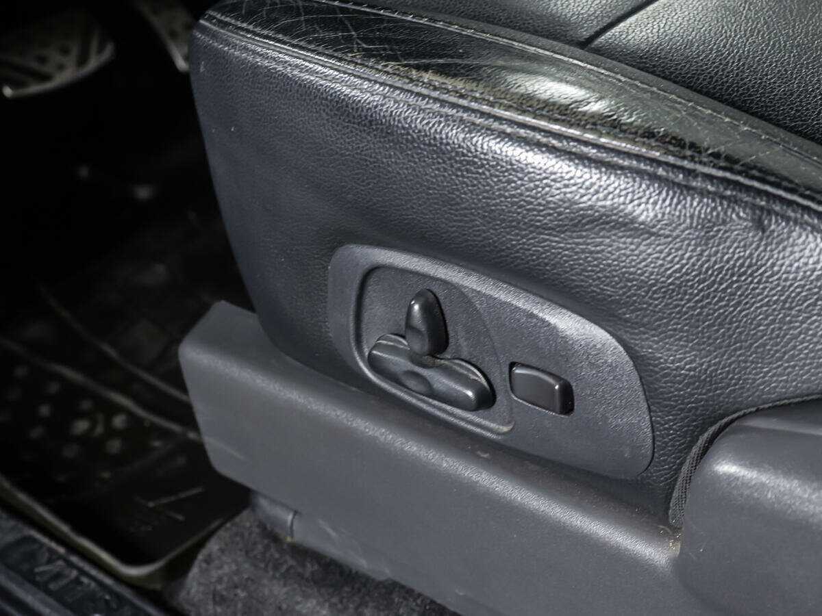 Mitsubishi Pajero 2012 года с пробегом. Фото: #13