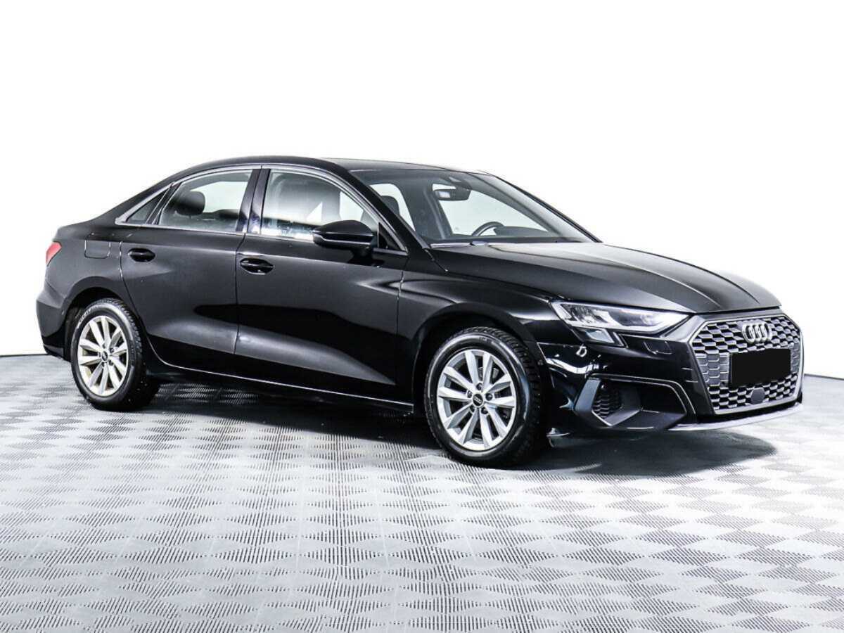Audi A3 2021 года с пробегом. Фото: #1