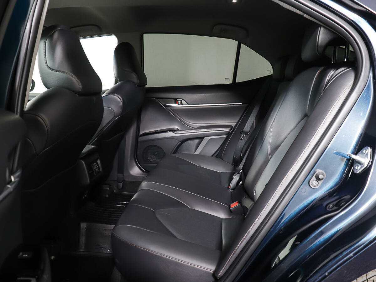 Toyota Camry 2020 года с пробегом. Фото: #7