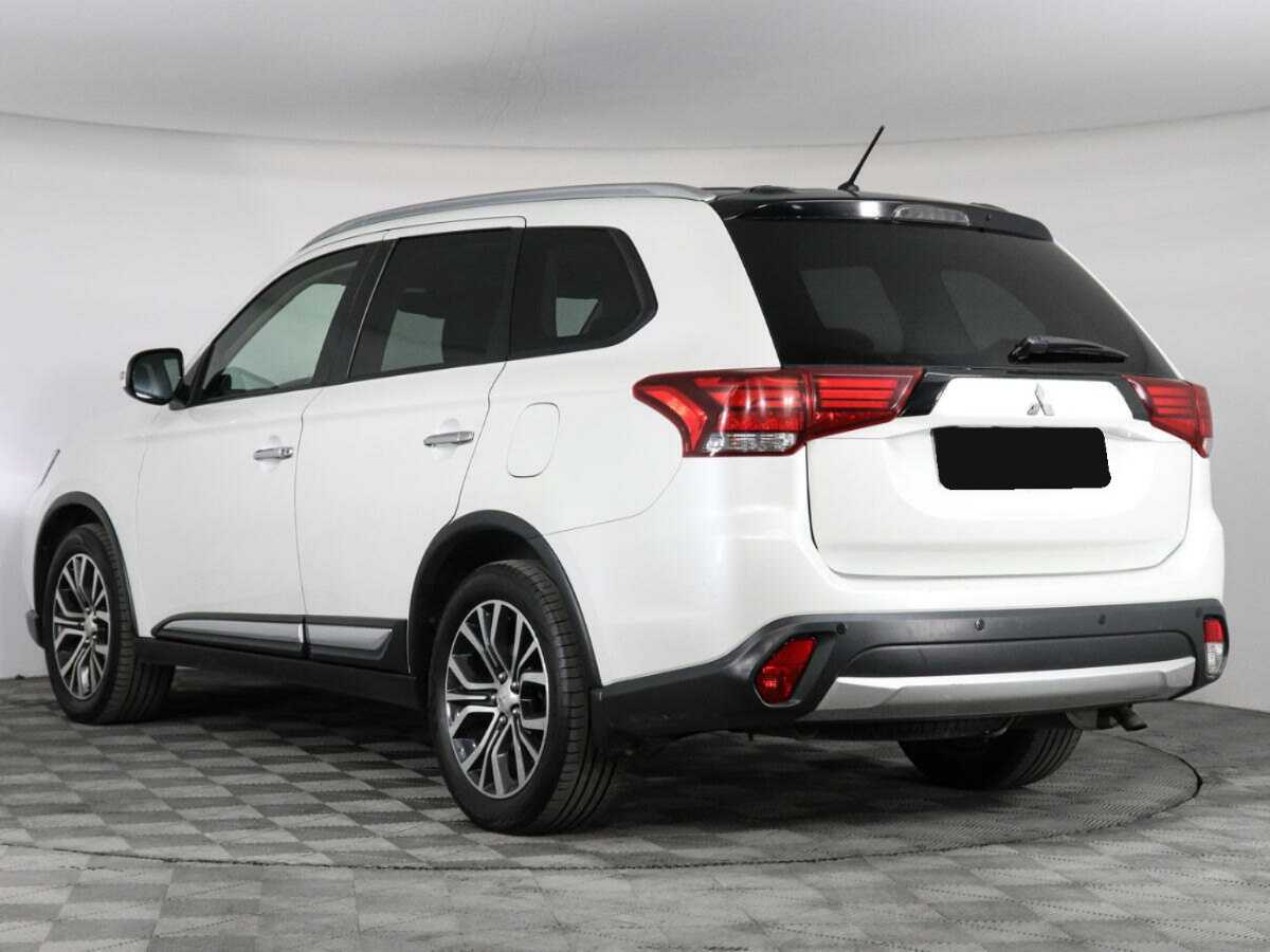 Mitsubishi Outlander 2016 года с пробегом. Фото: #6