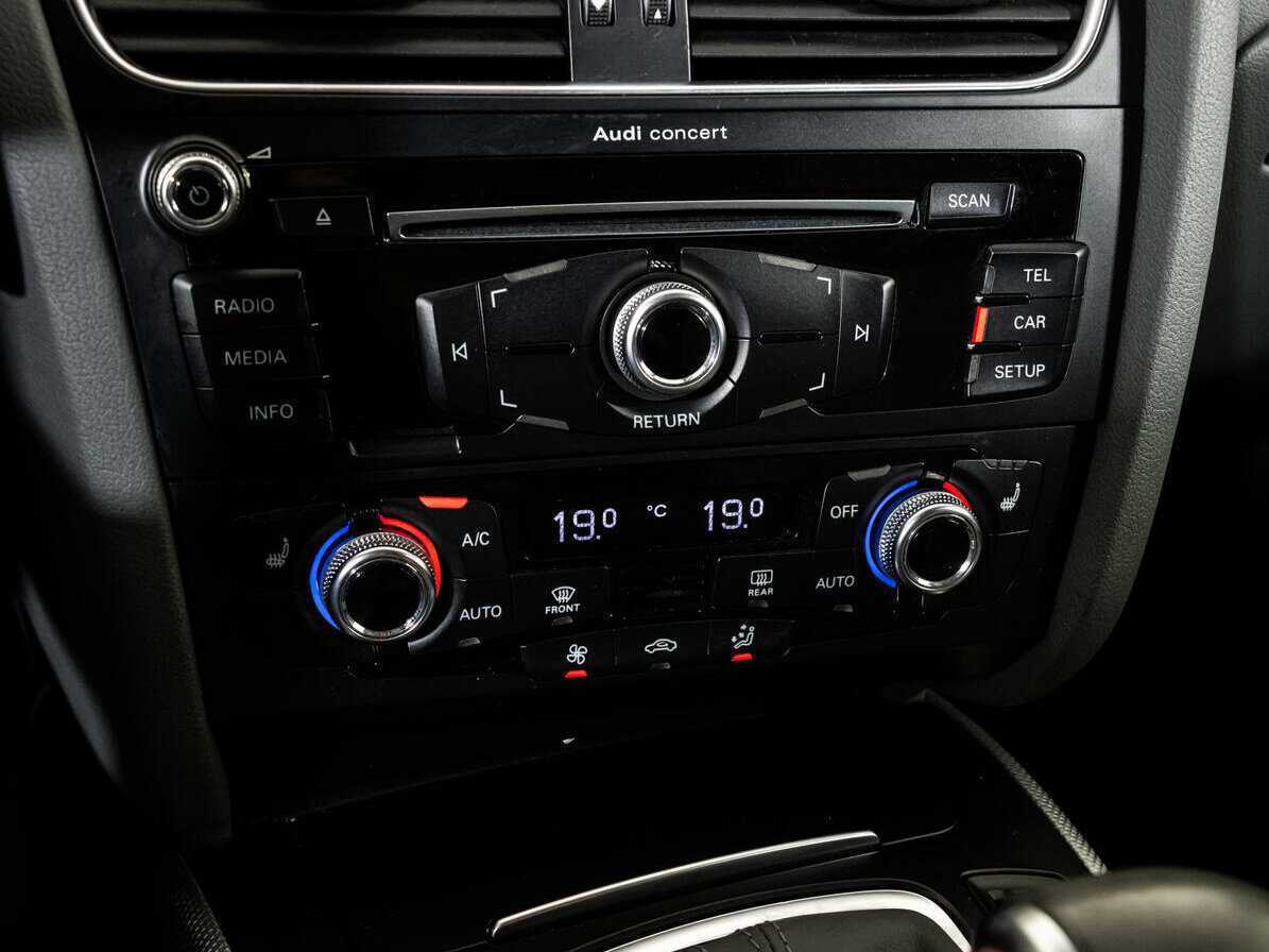 Audi A4 2015 года с пробегом. Фото: #14