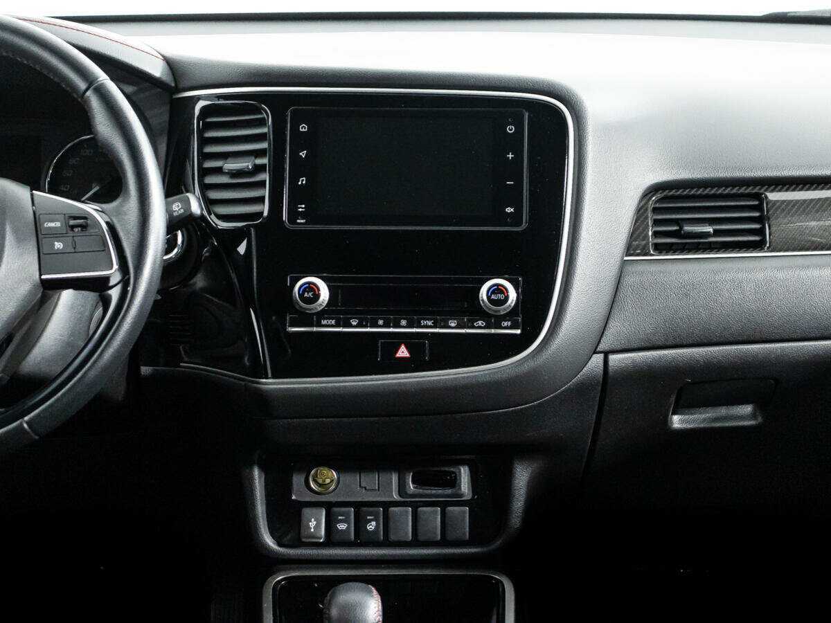 Mitsubishi Outlander 2021 года с пробегом. Фото: #13