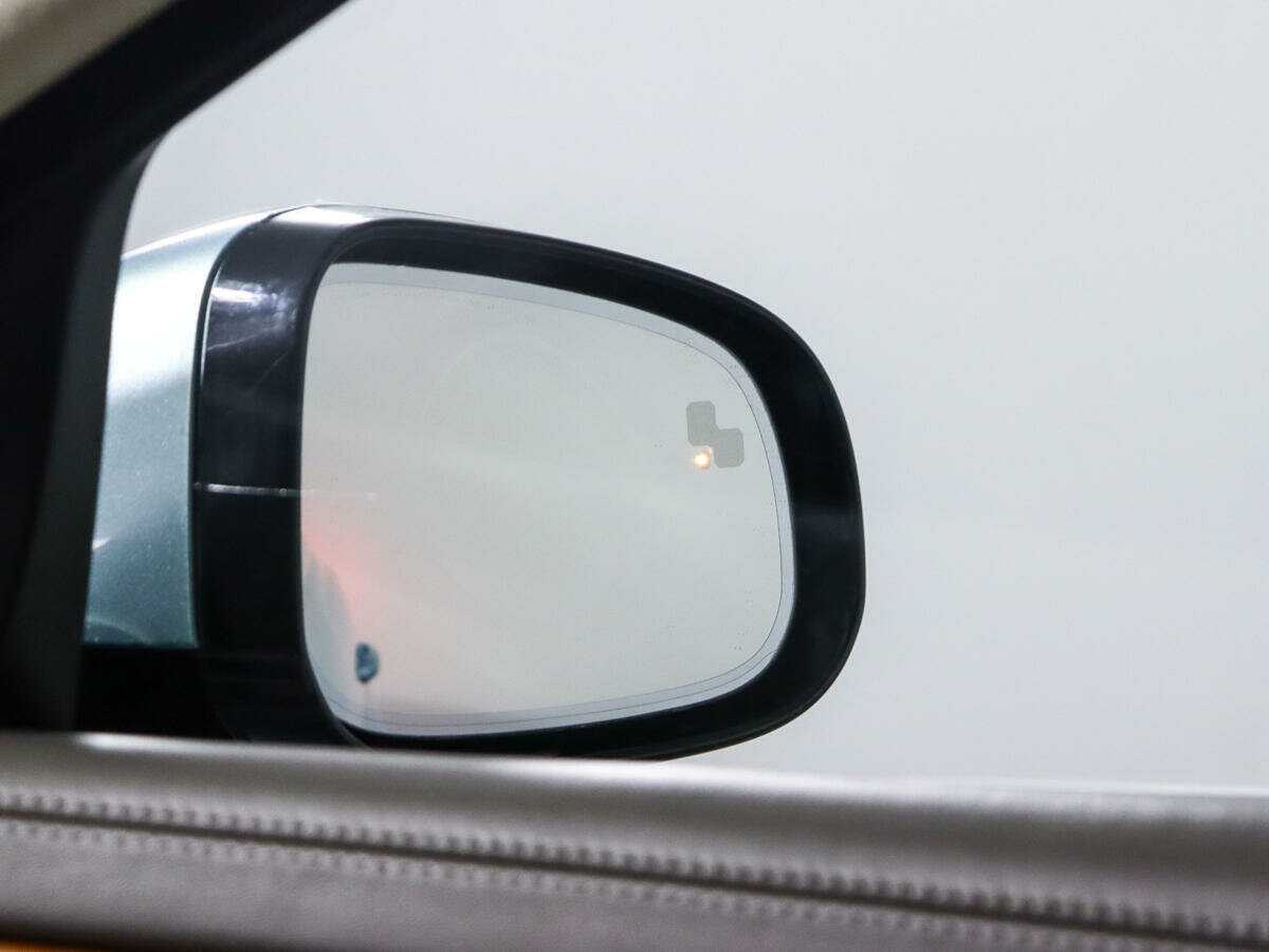 Jaguar XJ 2012 года с пробегом. Фото: #20