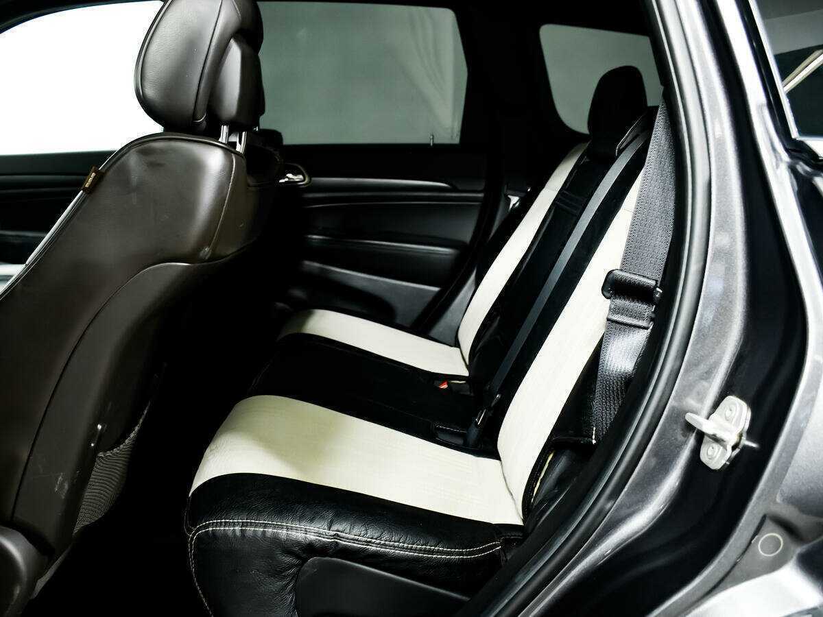 Jeep Grand Cherokee 2013 года с пробегом. Фото: #11