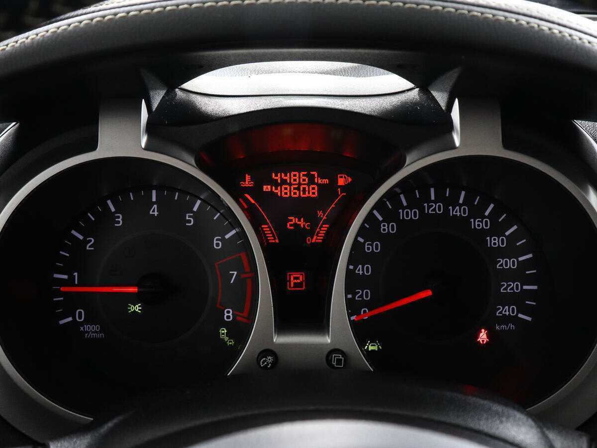 Nissan Juke 2017 года с пробегом. Фото: #10