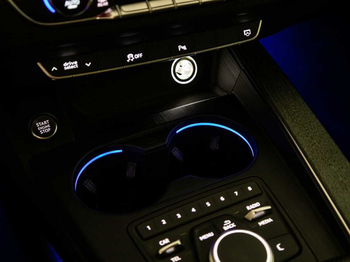 Audi A4 2019 года с пробегом. Фото: #22