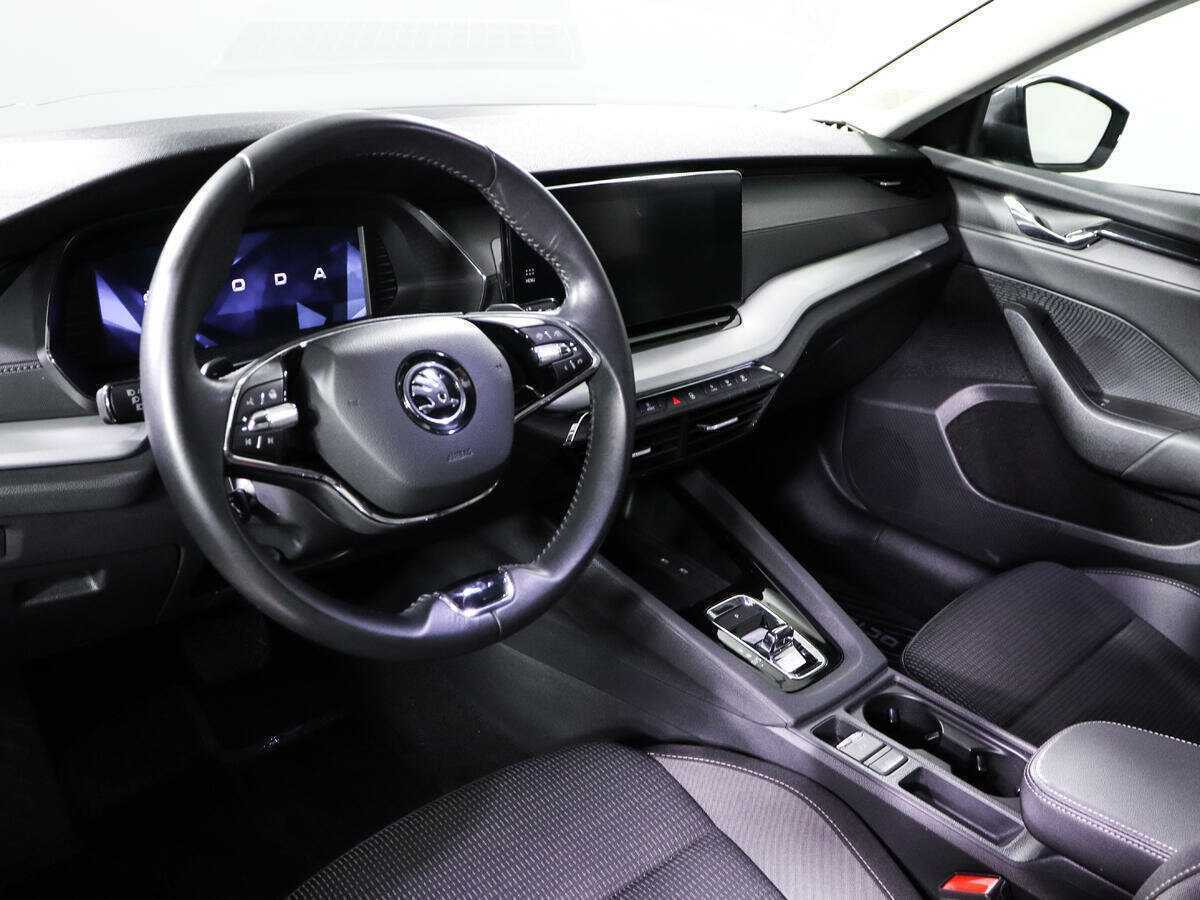Skoda Octavia 2021 года с пробегом. Фото: #12