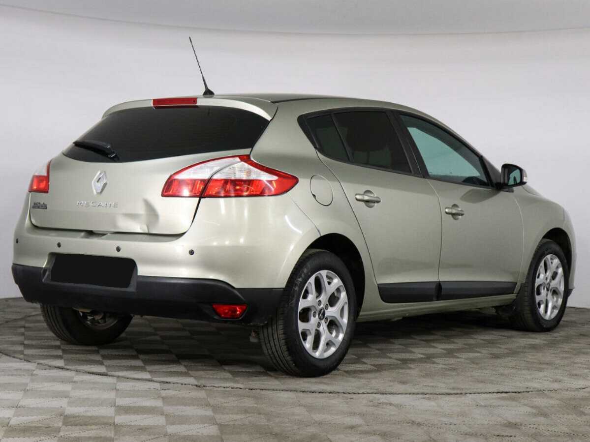 Renault Megane 2015 года с пробегом. Фото: #2