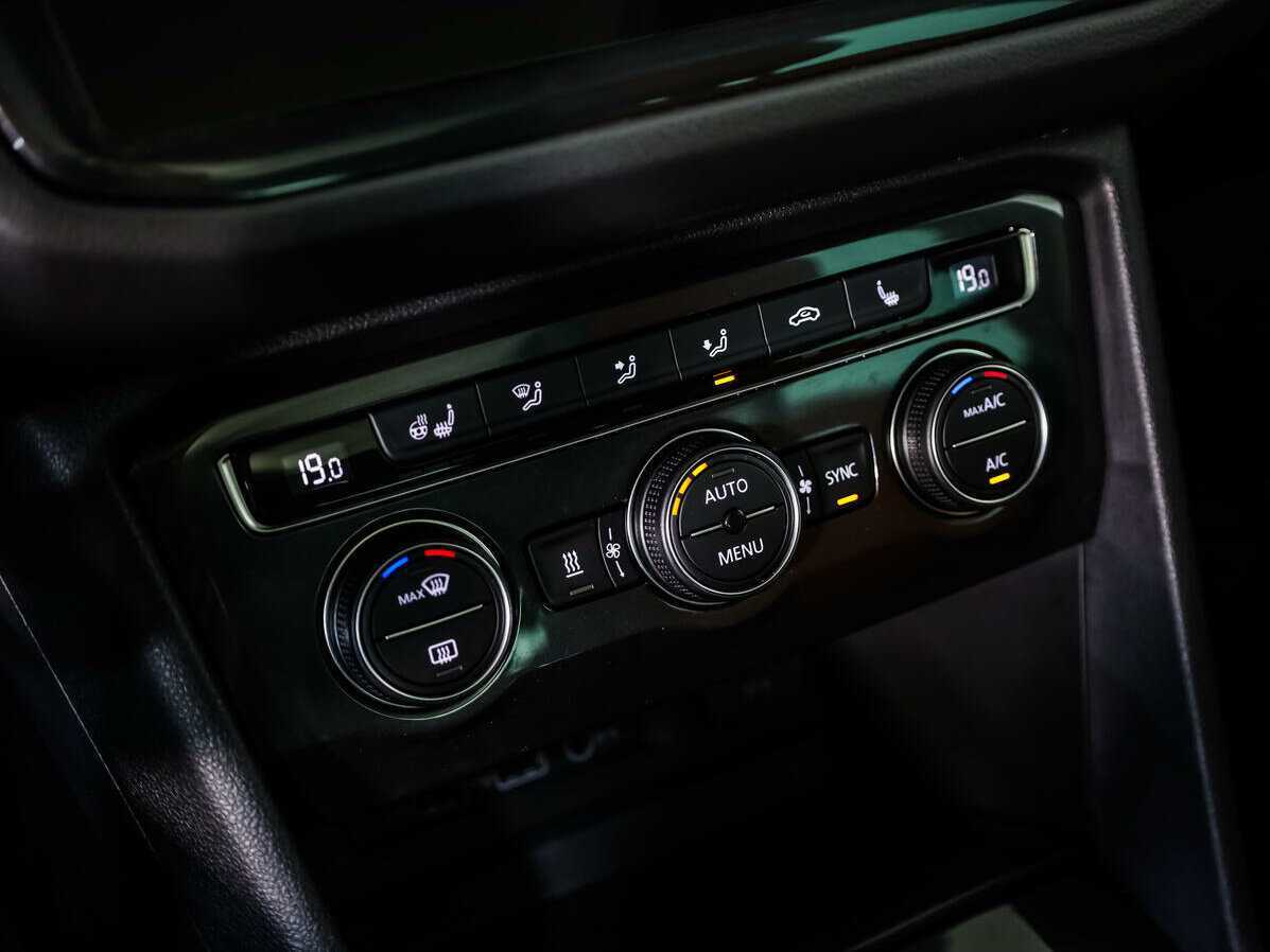 Volkswagen Tiguan 2018 года с пробегом. Фото: #12