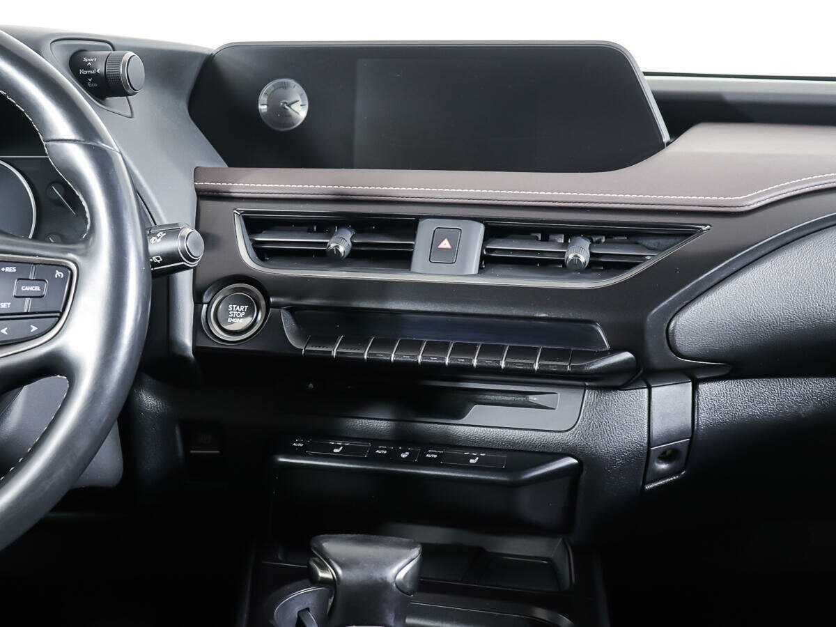 Lexus UX 2019 года с пробегом. Фото: #9