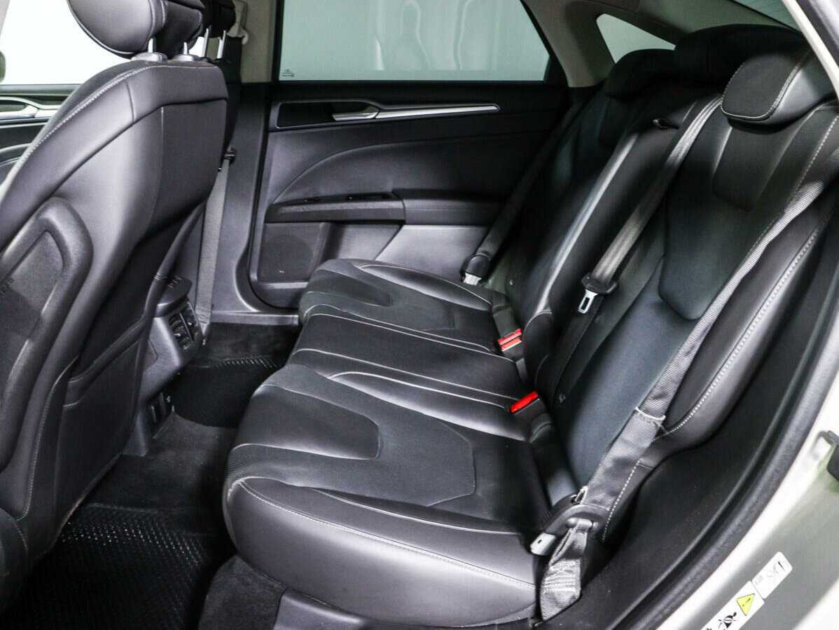 Ford Mondeo 2015 года с пробегом. Фото: #8