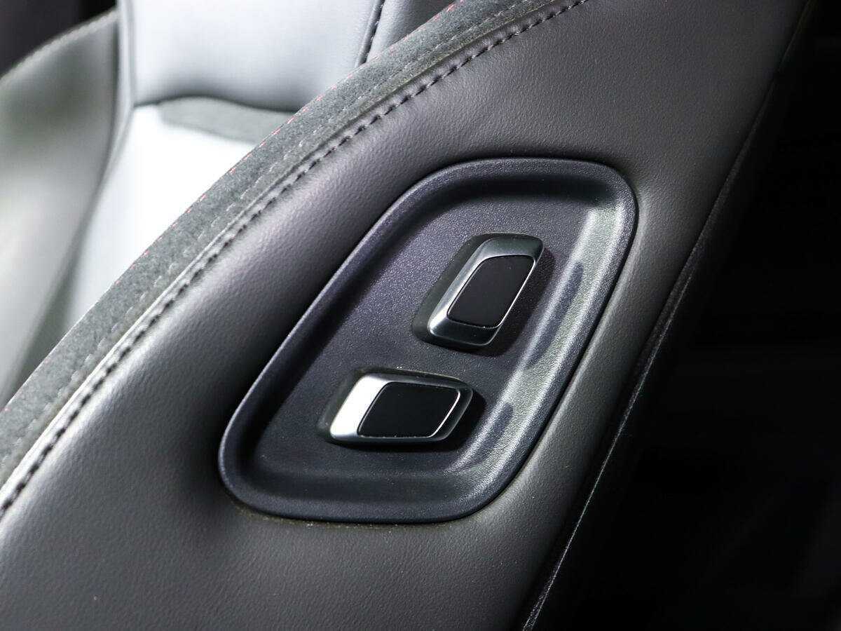 Geely Tugella 2022 года с пробегом. Фото: #18