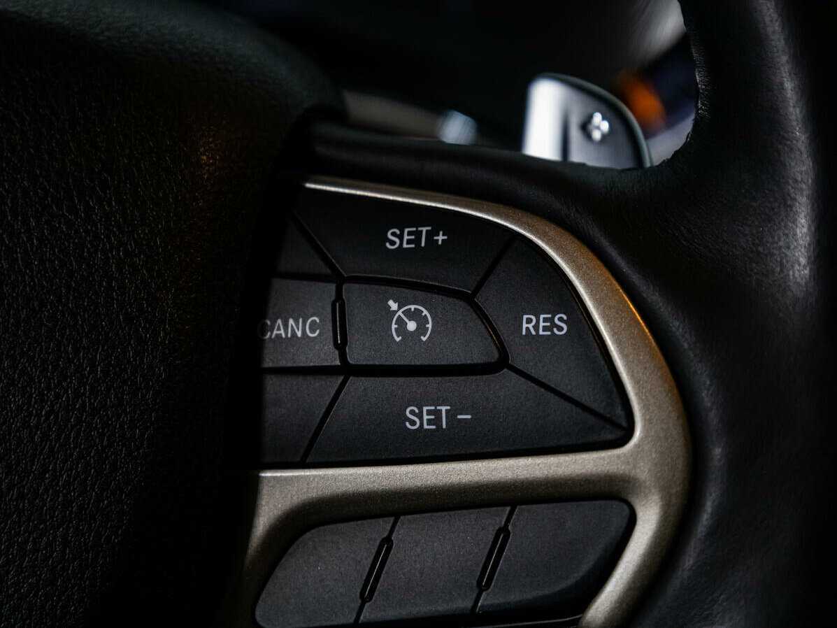 Jeep Grand Cherokee 2013 года с пробегом. Фото: #14