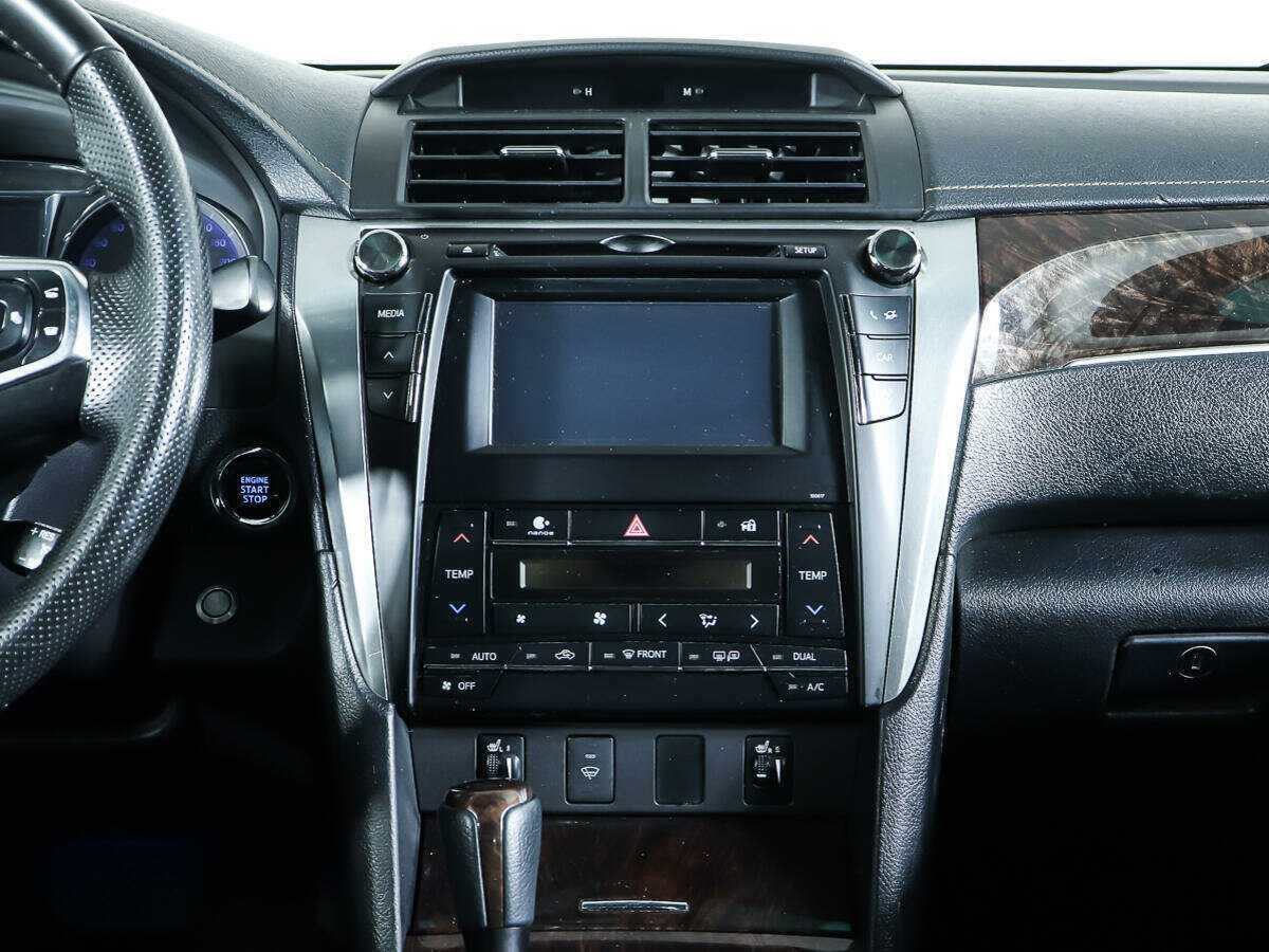 Toyota Camry 2016 года с пробегом. Фото: #10