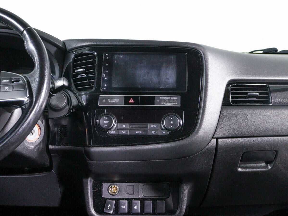 Mitsubishi Outlander 2019 года с пробегом. Фото: #10