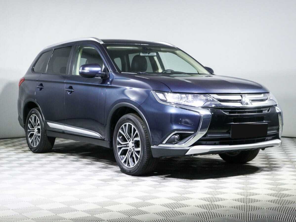 Mitsubishi Outlander 2018 года с пробегом. Фото: #1