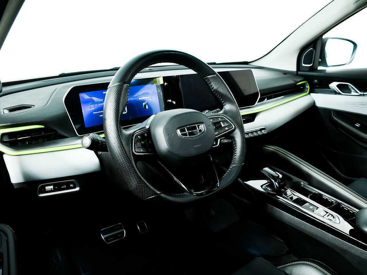 Geely Coolray 2022 года с пробегом. Фото: #12