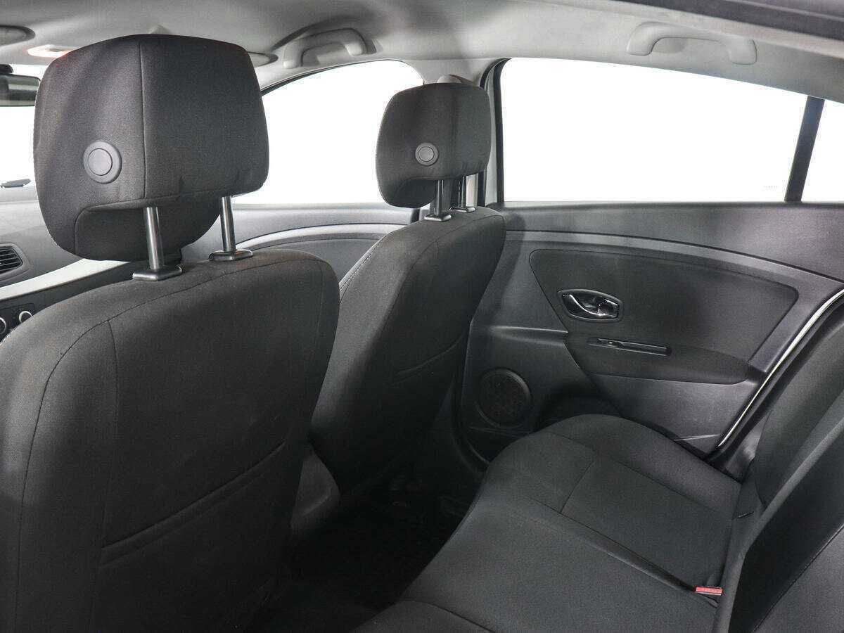 Renault Fluence 2013 года с пробегом. Фото: #11