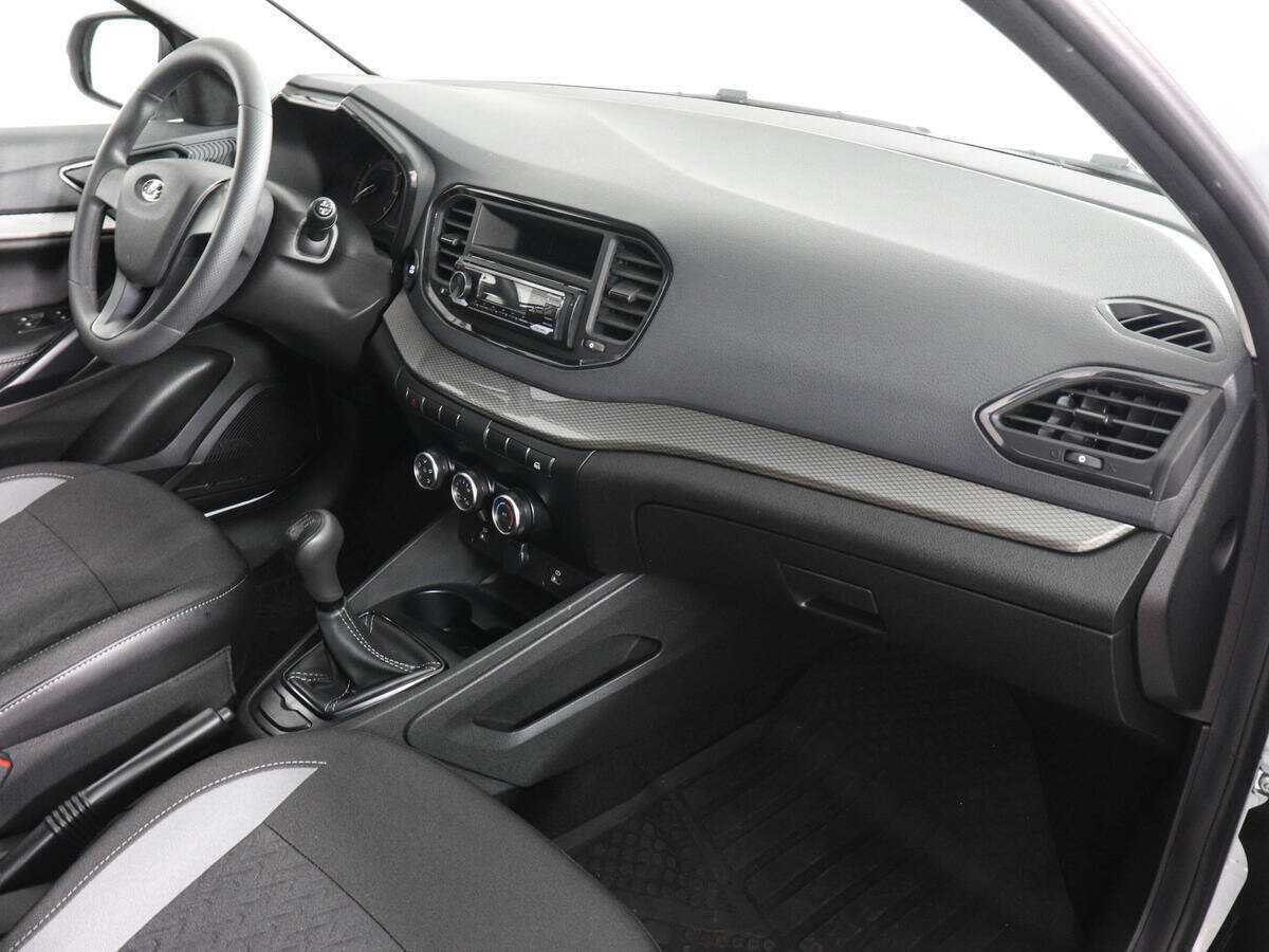 Lada (ВАЗ) Vesta 2024 года с пробегом. Фото: #9