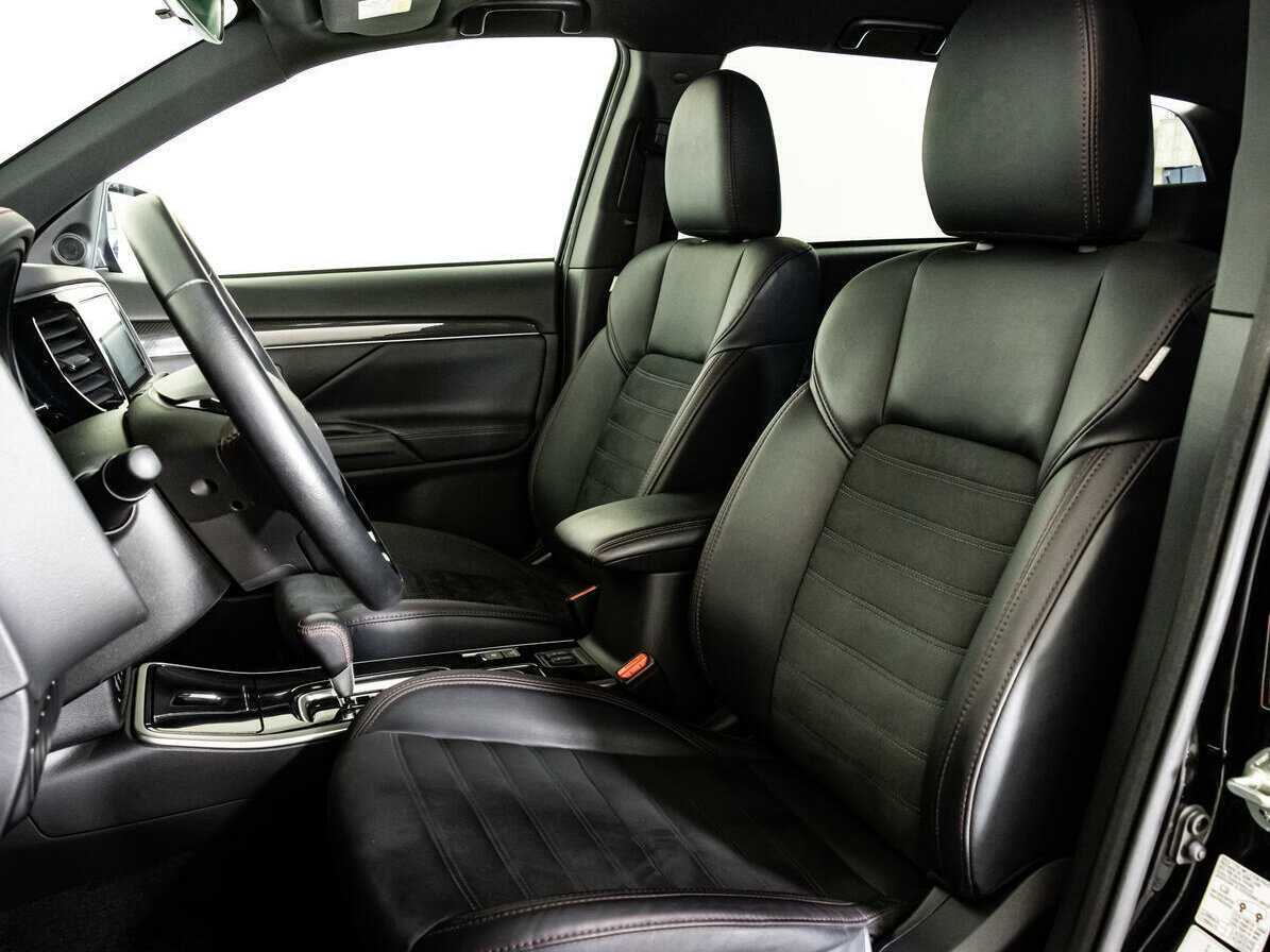 Mitsubishi Outlander 2021 года с пробегом. Фото: #15