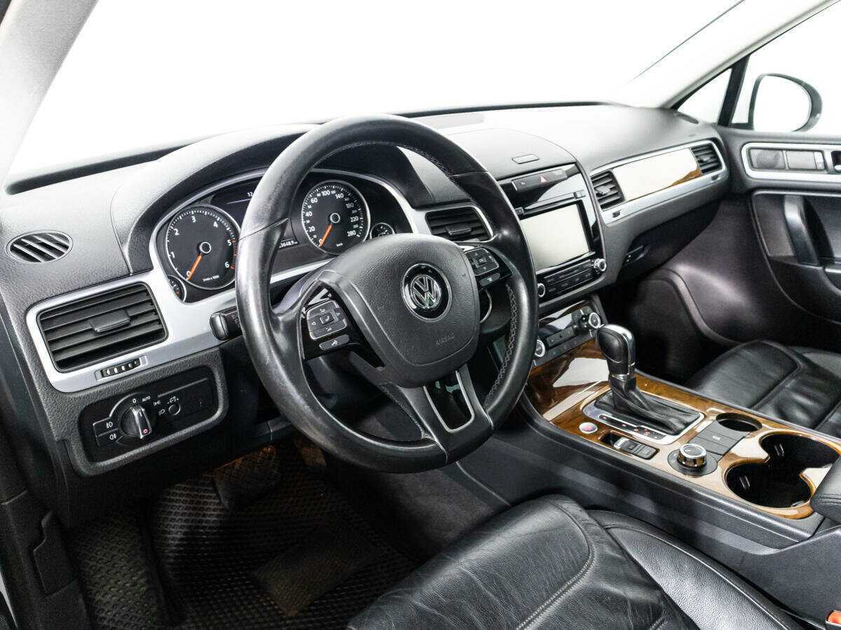 Volkswagen Touareg 2013 года с пробегом. Фото: #10