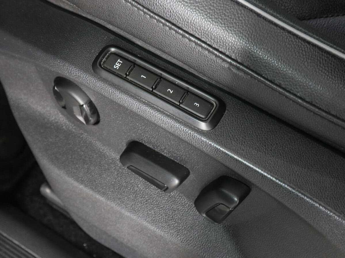 Volkswagen Tiguan 2021 года с пробегом. Фото: #13