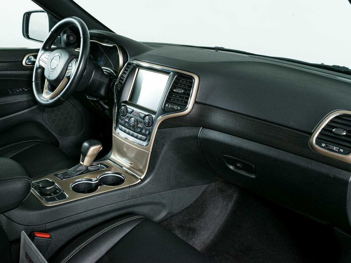 Jeep Grand Cherokee 2016 года с пробегом. Фото: #8