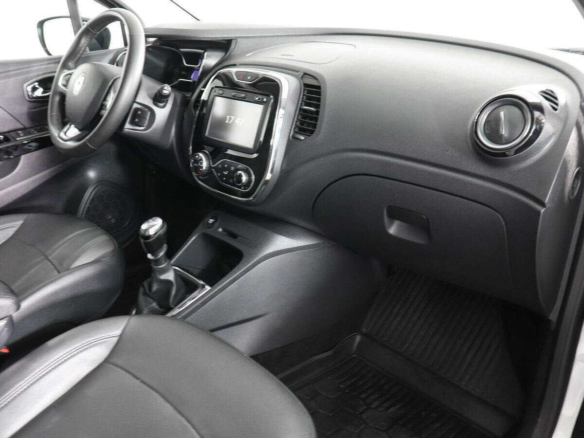 Renault Kaptur 2017 года с пробегом. Фото: #9