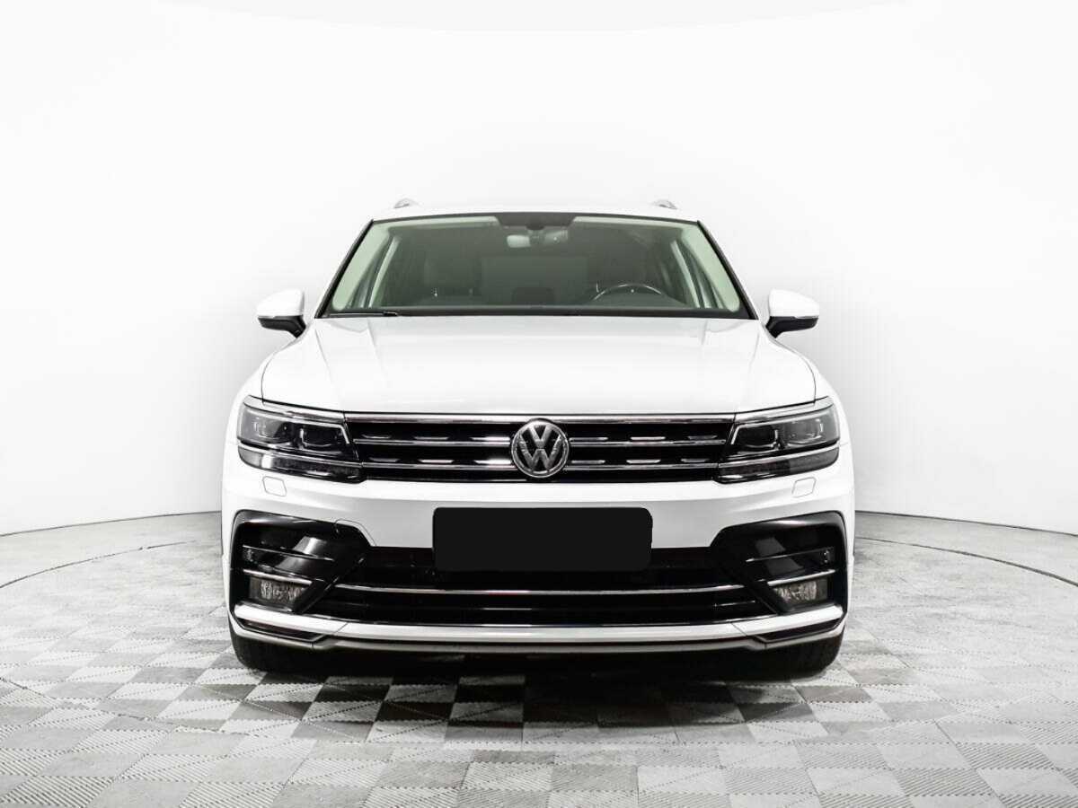 Volkswagen Tiguan 2018 года с пробегом. Фото: #1