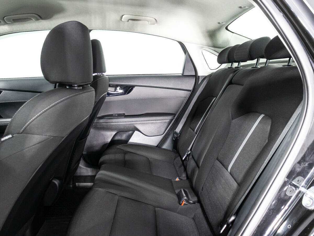 Kia Cerato 2021 года с пробегом. Фото: #9