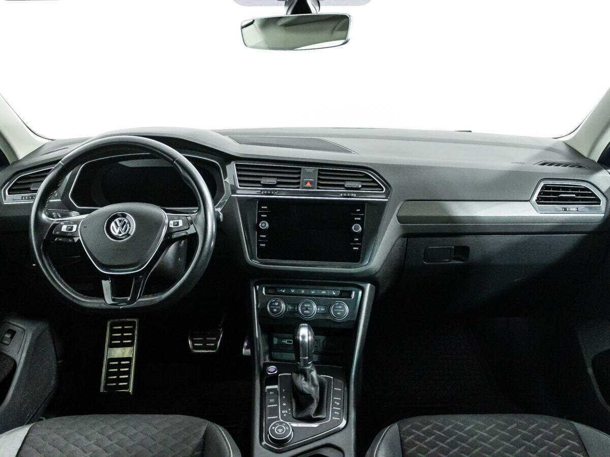 Volkswagen Tiguan 2018 года с пробегом. Фото: #12