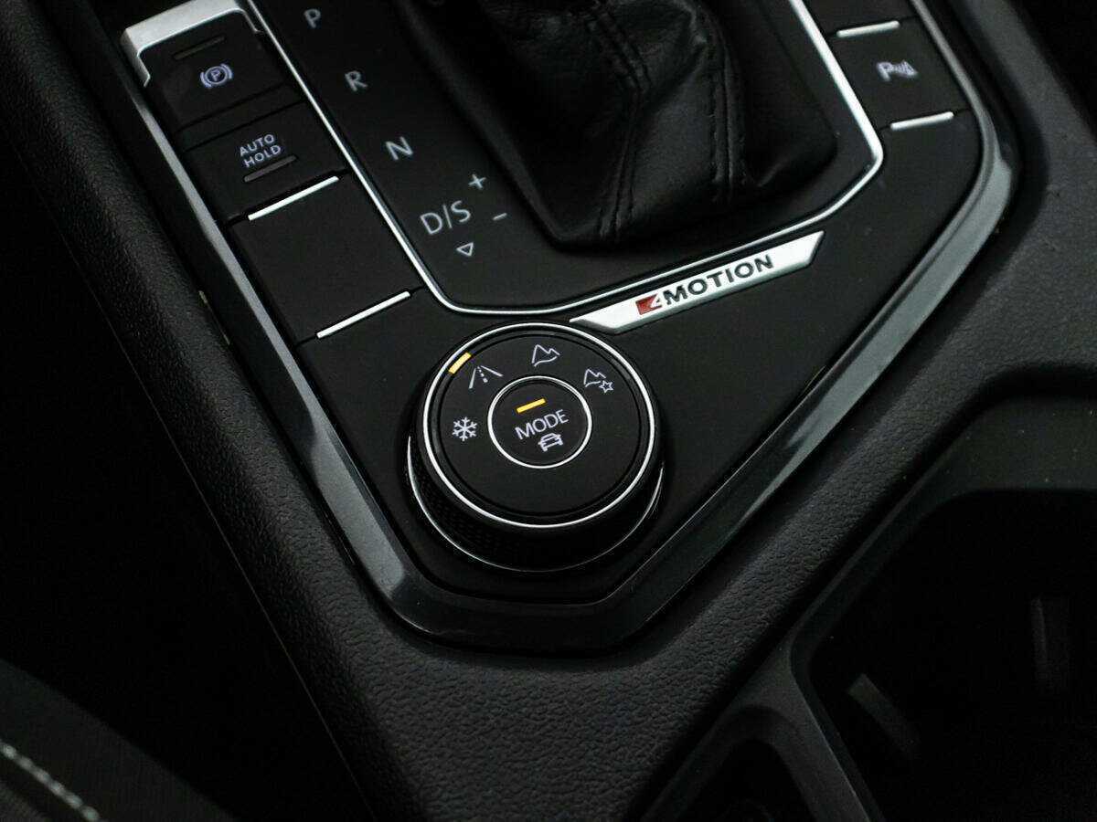 Volkswagen Tiguan 2018 года с пробегом. Фото: #16