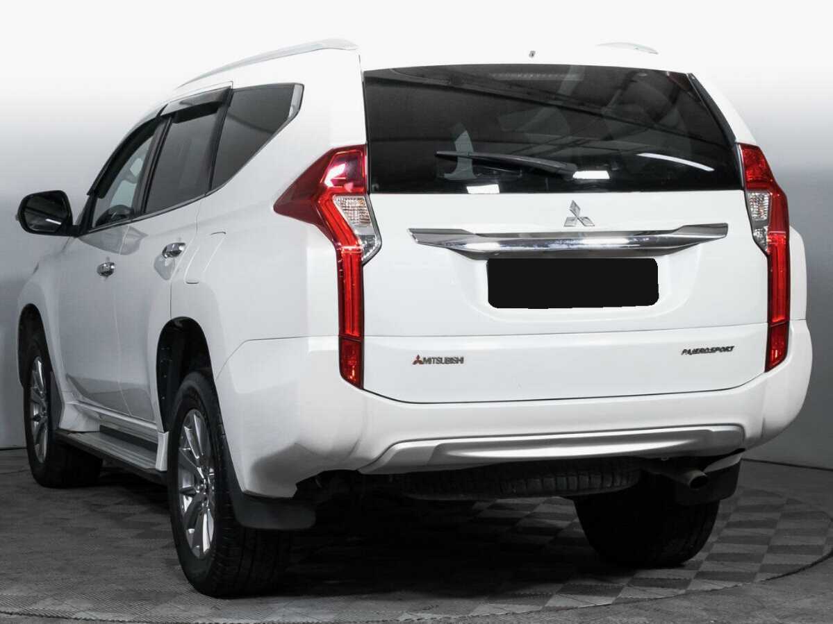 Mitsubishi Pajero Sport 2018 года с пробегом. Фото: #6