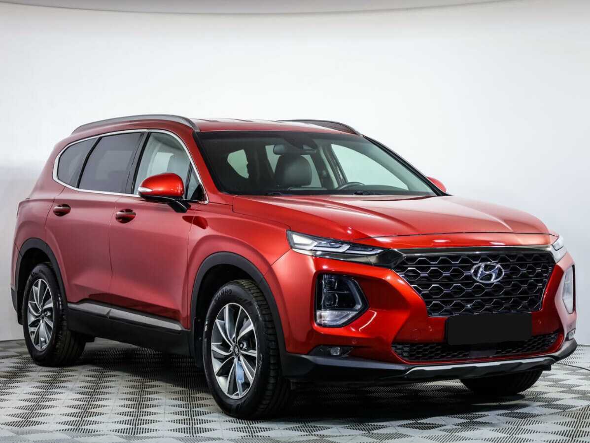Hyundai Santa Fe 2019 года с пробегом. Фото: #1