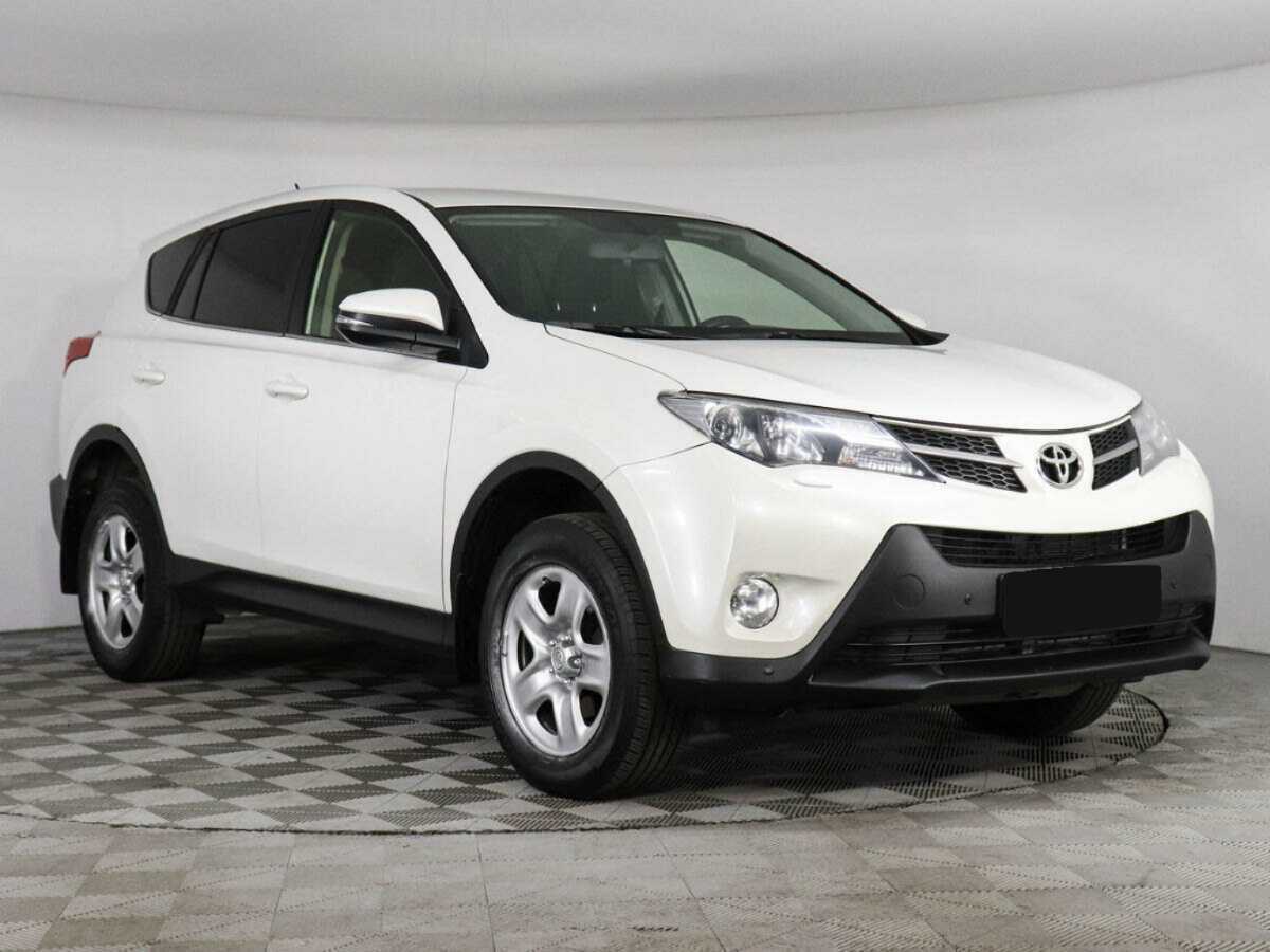 Toyota RAV4 2014 года с пробегом. Фото: #2