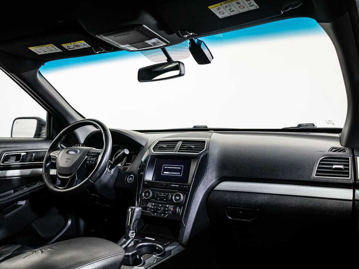 Ford Explorer 2016 года с пробегом. Фото: #8