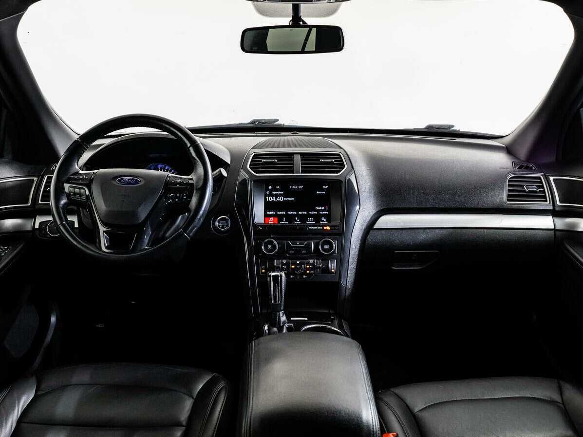 Ford Explorer 2017 года с пробегом. Фото: #7