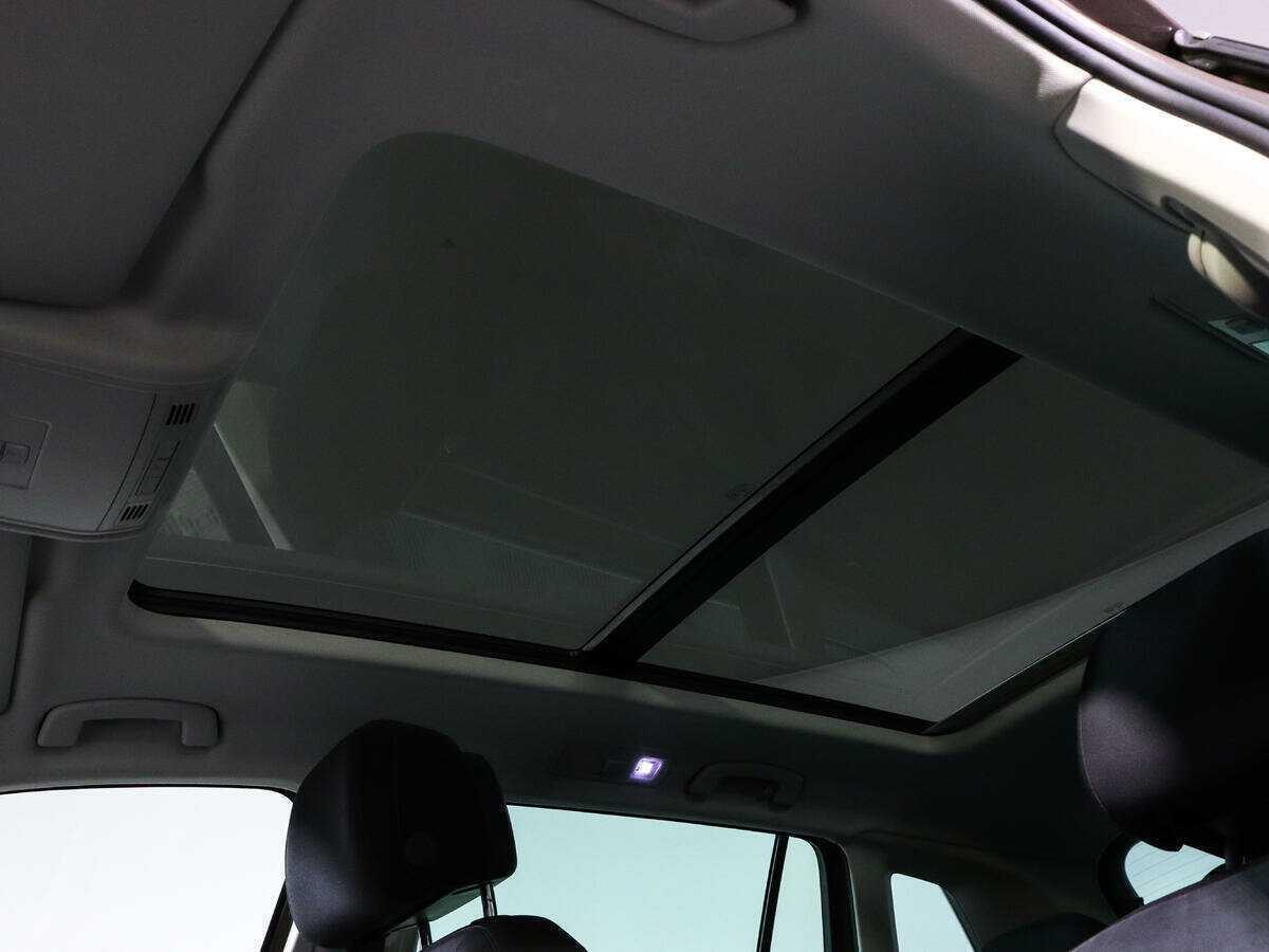 Volkswagen Tiguan 2017 года с пробегом. Фото: #12