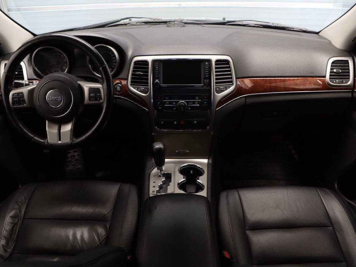 Jeep Grand Cherokee 2012 года с пробегом. Фото: #8