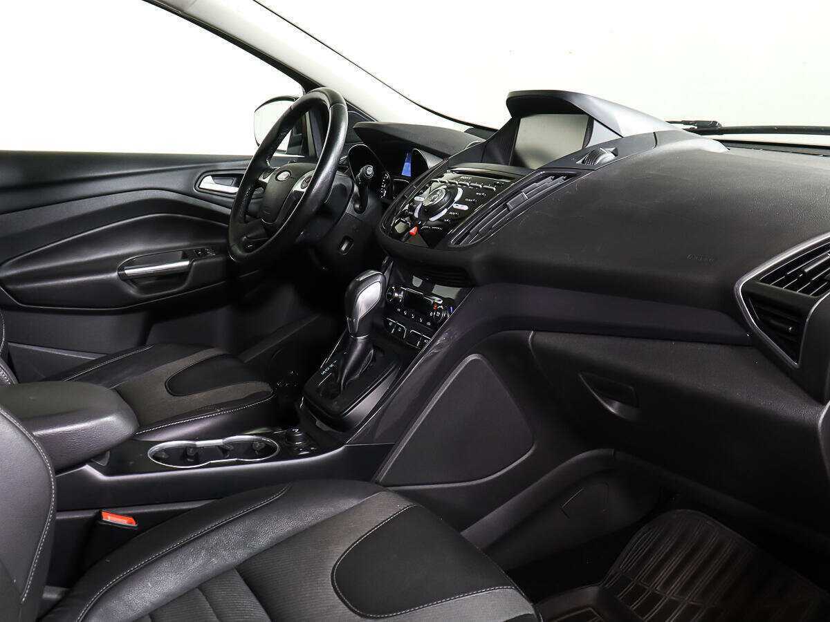 Ford Kuga 2014 года с пробегом. Фото: #7