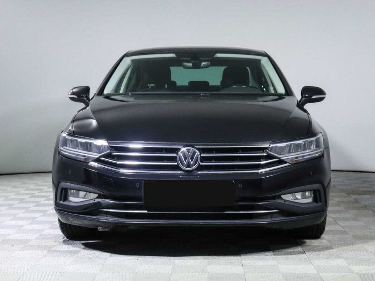 Volkswagen Passat 2020 года с пробегом. Фото: #1